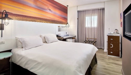 Room, 1 King Bed, Non Smoking