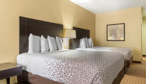 Standard Room, 2 Queen Beds, Non Smoking, Refrigerator & Microwave