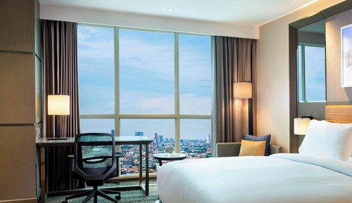 Guest Room, 1 King Bed