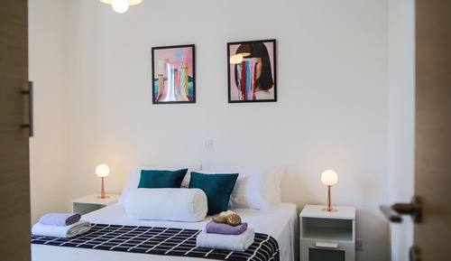 Deluxe Apartment