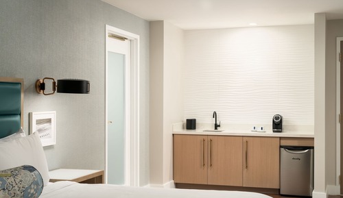 Junior Suite, 1 King Bed, Resort View