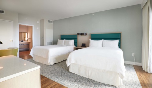 Standard Room, 2 Queen Beds (Mobility Accessible, Tub)