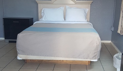 Basic Double Room