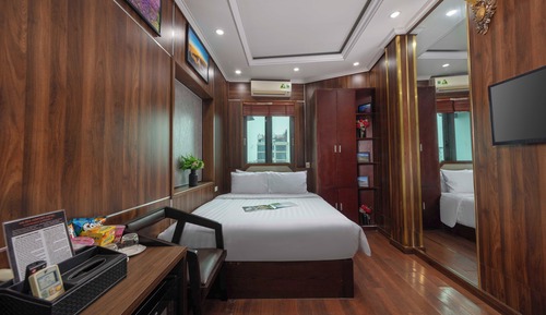 Superior Single Room, with Window (Free one way airport transfer)