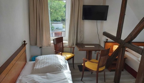 Standard Double Room (Zimmer Nr. 9)