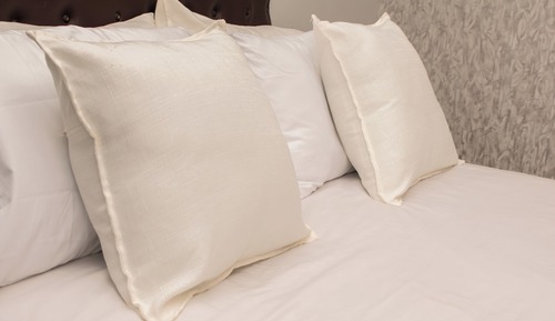 Comfort Single Room, 1 Queen Bed