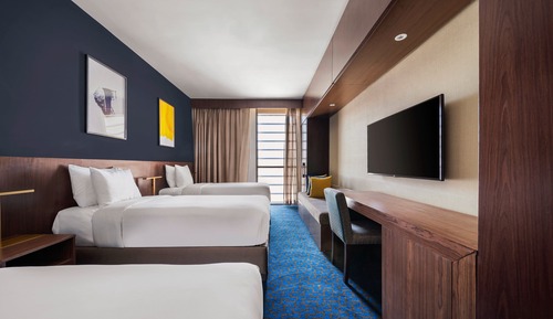 Deluxe Room, Multiple Beds, Smoking