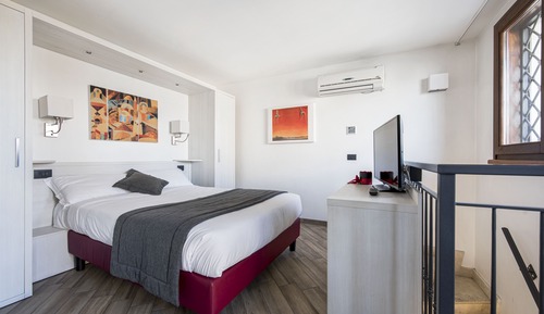 Superior Apartment