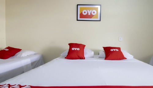 Quadruple Room (1 Double bed + 2 Single beds)