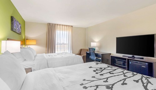 Standard Room, 2 Queen Beds, Non Smoking