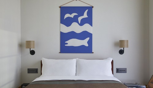 Deluxe King, Non Smoking (Sleeps: 2 adults and 1 child under 12 yrs)