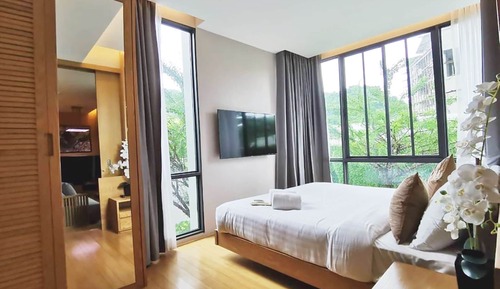 Premier Suite City View