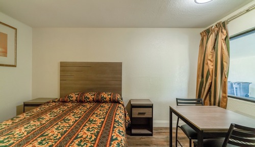Room, 1 Queen Bed, Non Smoking
