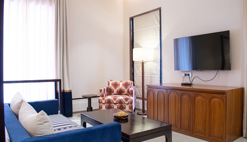 Deluxe Suite
