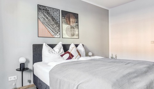 One-bedroom Suite with balcony