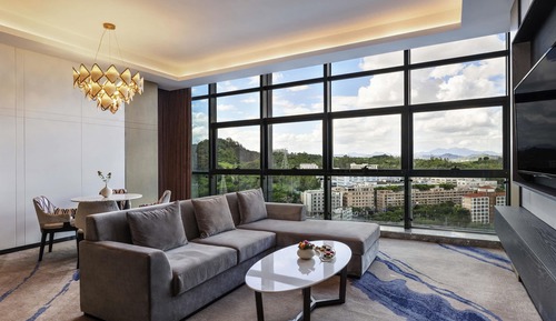 Superior Suite, 1 King Bed
