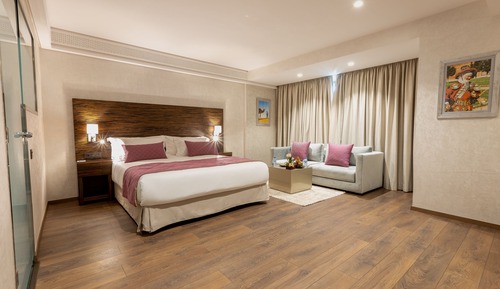 Junior Suite