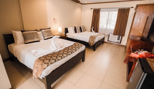 Executive Room, 2 Queen Beds, Pool View