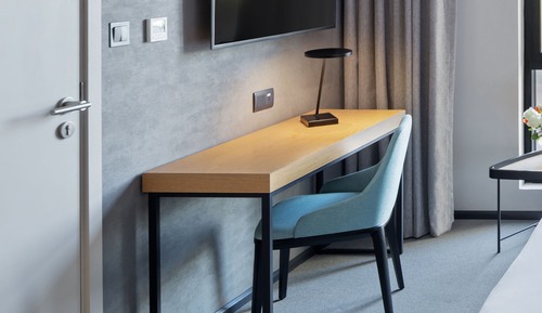 Room (Priority)