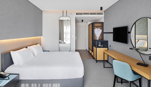 Room (Simplicity)