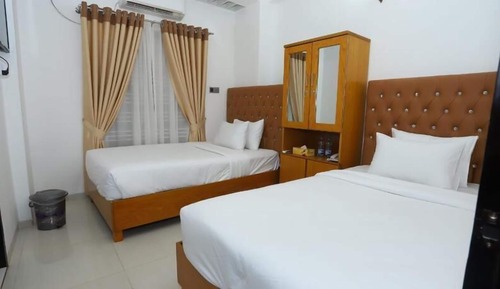 Business Double or Twin Room, 2 Bedrooms, Golf View