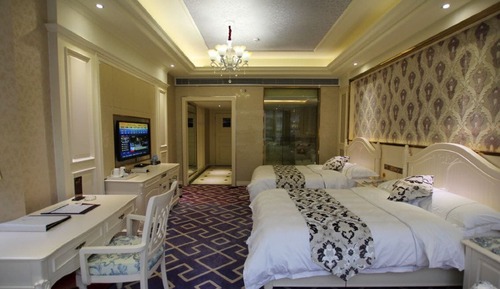 Deluxe Twin Room