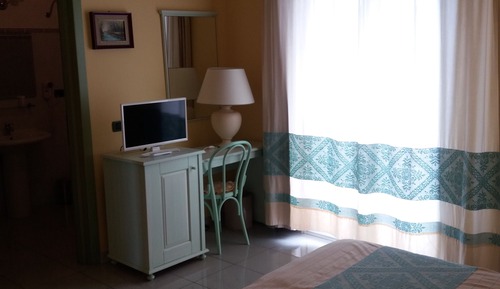 Basic Triple Room