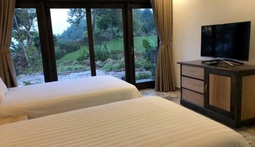 Deluxe Double Room Single Use