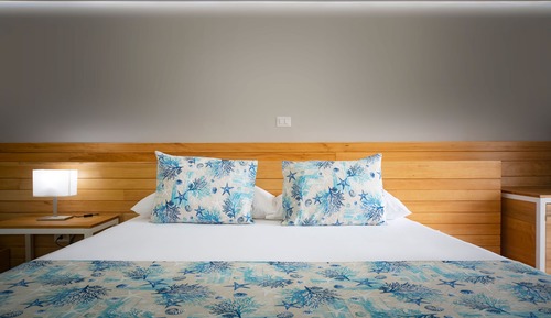 Deluxe Room, Balcony, Pool View