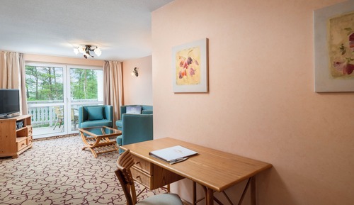 Economy Suite