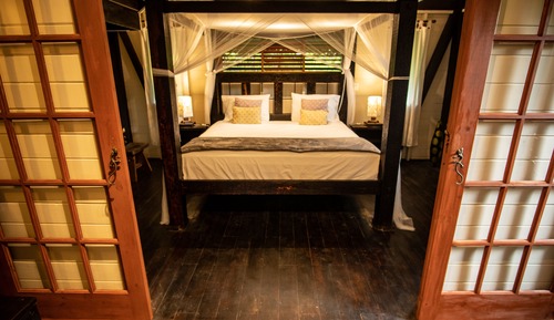 Luxury Suite, 1 King Bed, Ocean View, Beachfront