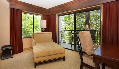 Suite, 1 King Bed, Balcony, Lakeside (SPA)