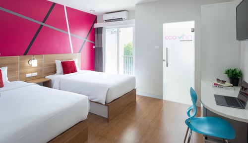 Standard, 2 Twin Beds, Non Smoking, City View