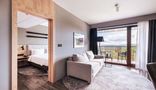 Suite, Mountain View