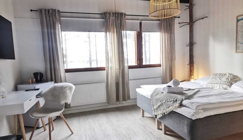 Superior Twin Room (Hotel)