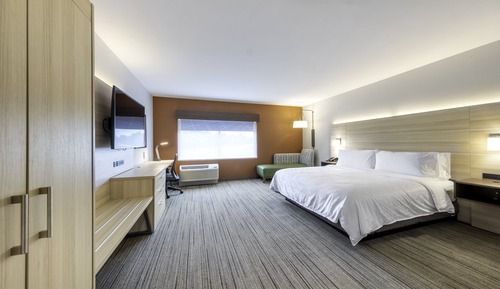 Standard Room, 1 King Bed, Accessible (Communication Accessible)