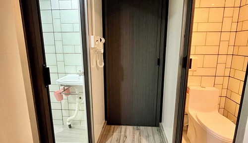House, 2 Bedrooms