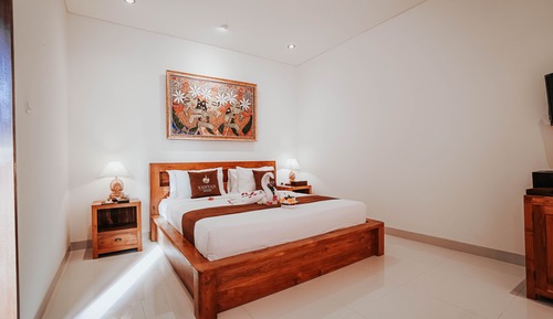 Deluxe Room with Valley View