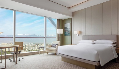 Club Suite, 1 Bedroom (Club Cloud)