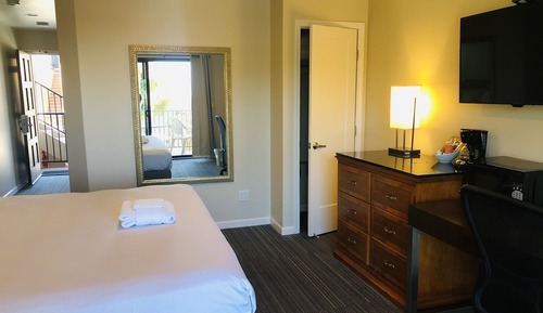 Single Room, Balcony, Partial Ocean View
