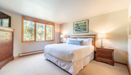 Condo, 2 Bedrooms