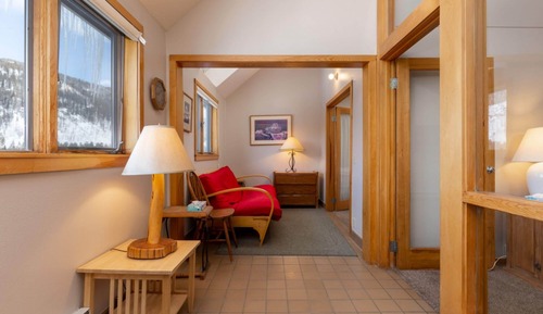 Condo, 2 Bedrooms