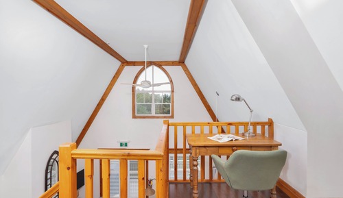 Design Townhome, 2 Bedrooms (209 Snowbridge - Pet Friendly)