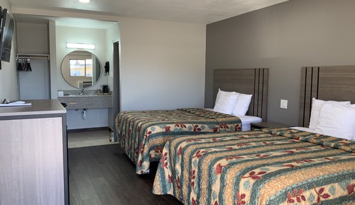 Standard Room, 2 Queen Beds, Non Smoking