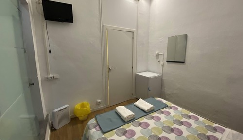 Economy Double Room, Private Bathroom (interior)