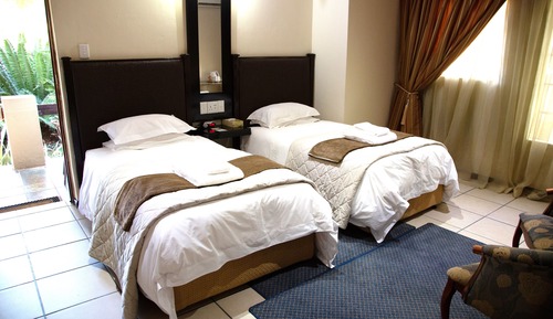Basic Twin Room