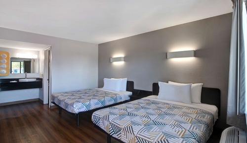 Standard Room, 2 Queen Beds, Accessible, Non Smoking