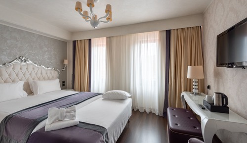 Classic Triple Room