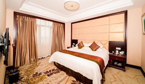 Deluxe King Room