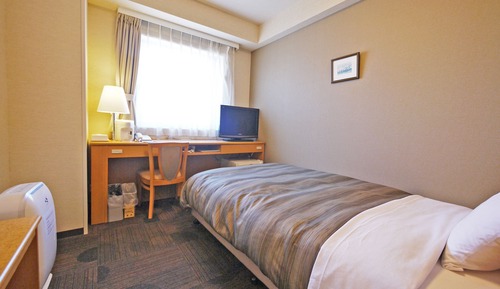 Single Room, Smoking